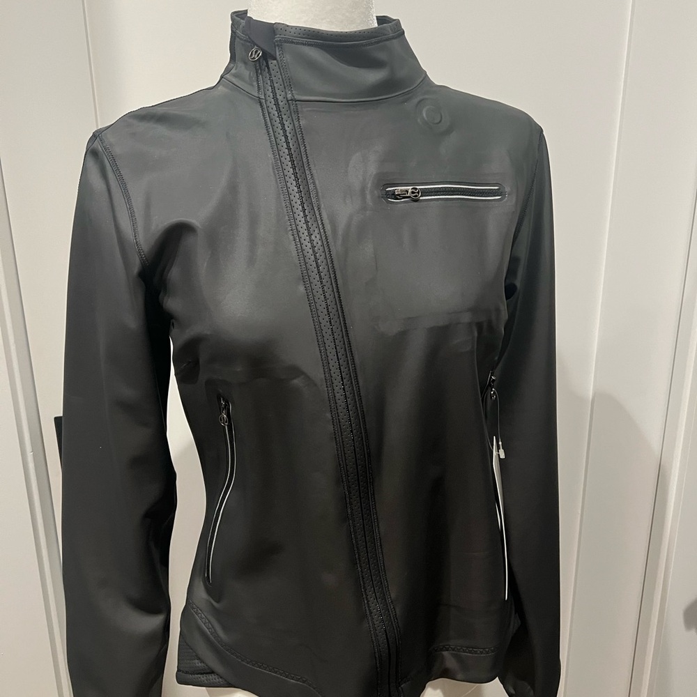 NWT Women’s Lululemon Reflective Jacket
